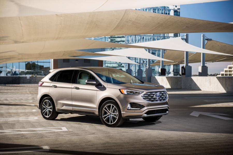  Ford Edge Titanium Elite Package 2018 года  (NA) (фото 6 из 13)